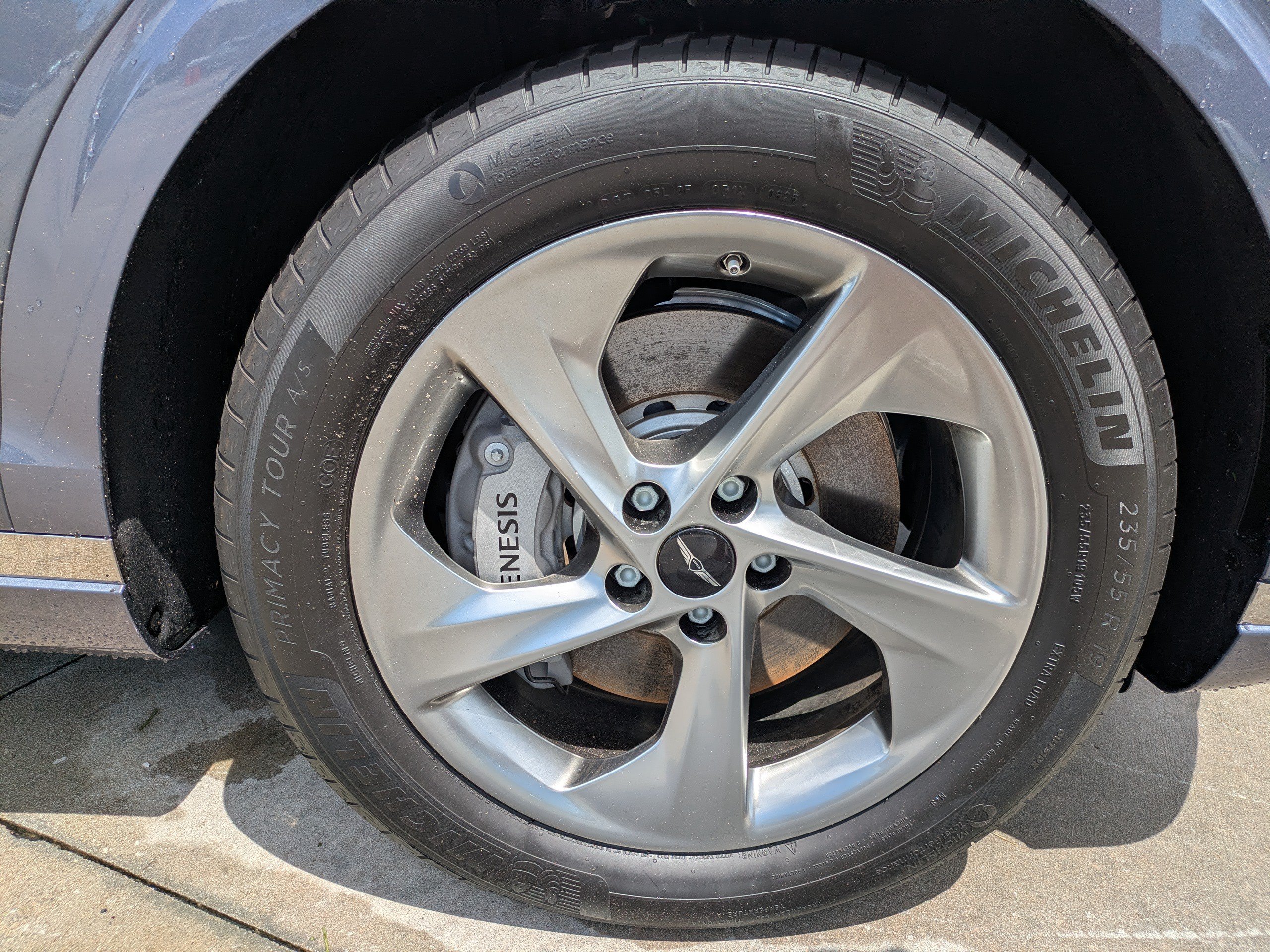 Certified 2026 Genesis GV70 2.5T Advanced AWD/4WD image 9