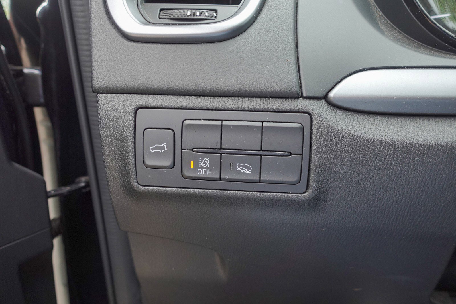 Used 2023 MAZDA CX-9 Touring image 12