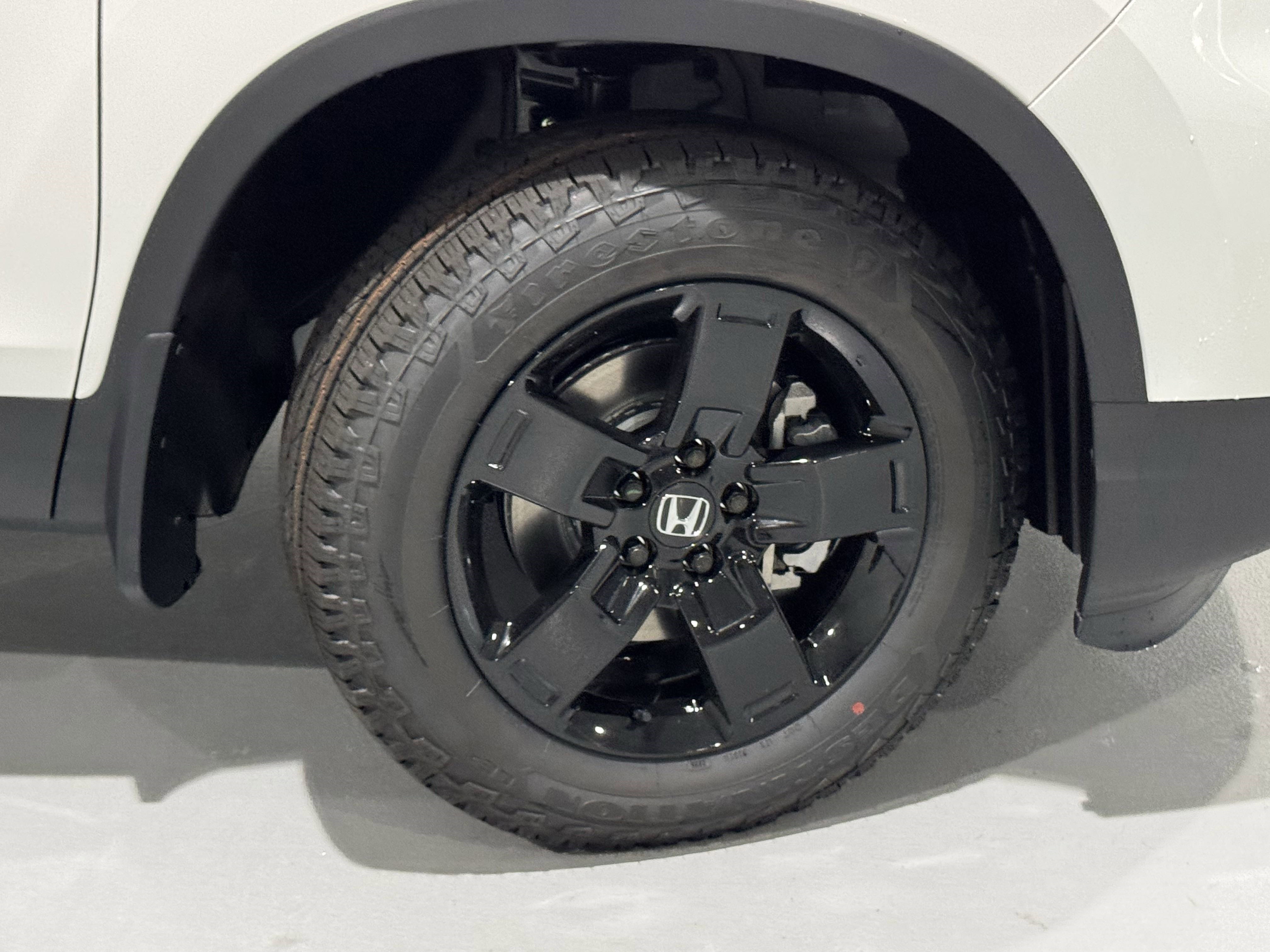 New 2026 Honda Ridgeline Black Edition image 15