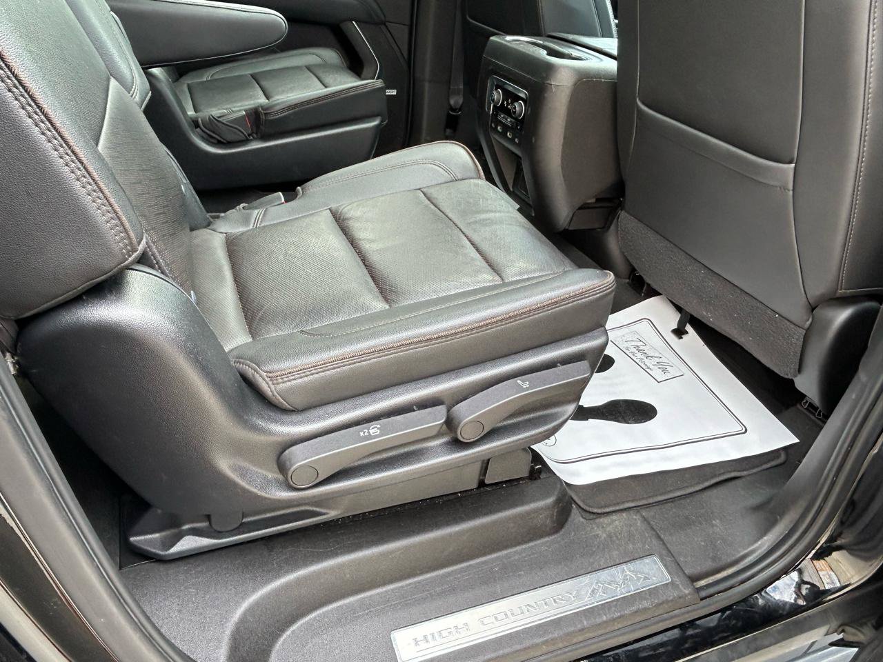 Used 2021 Chevrolet Suburban High Country AWD/4WD image 11