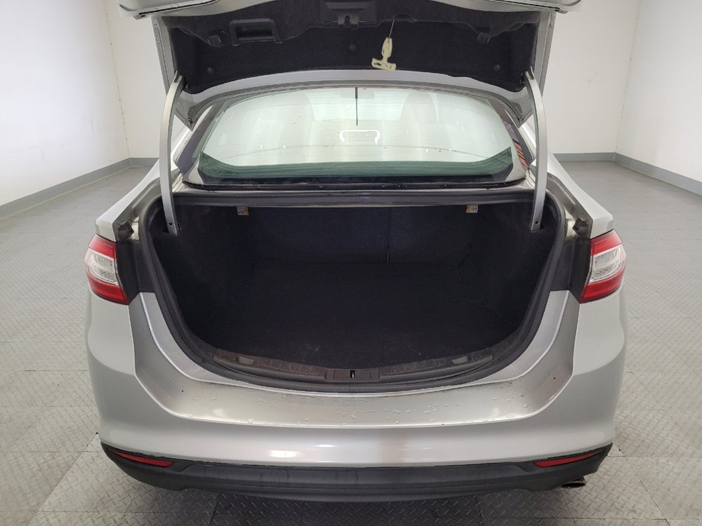 Used 2015 Ford Fusion S FWD image 29