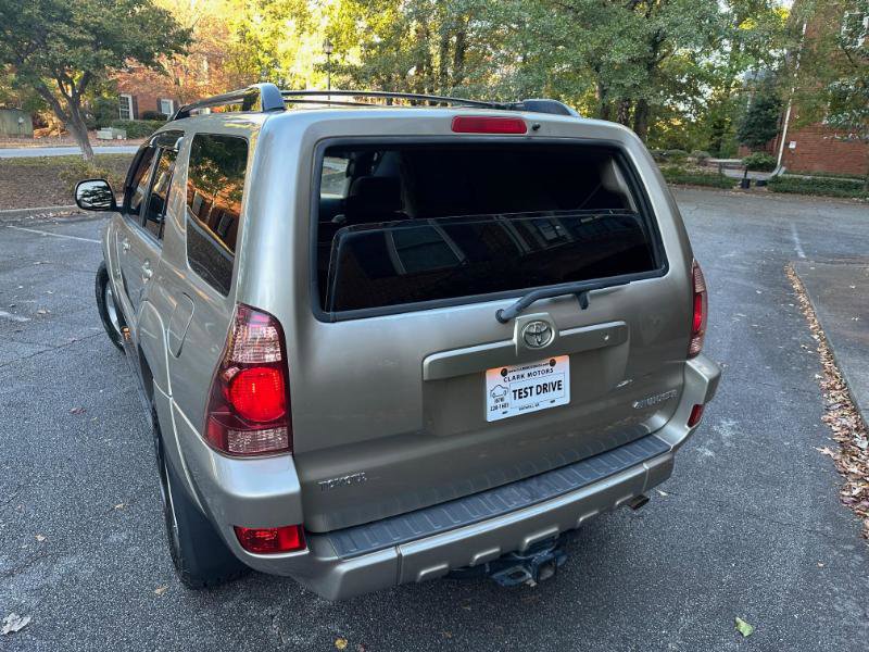 Used 2005 Toyota 4Runner Limited image 17