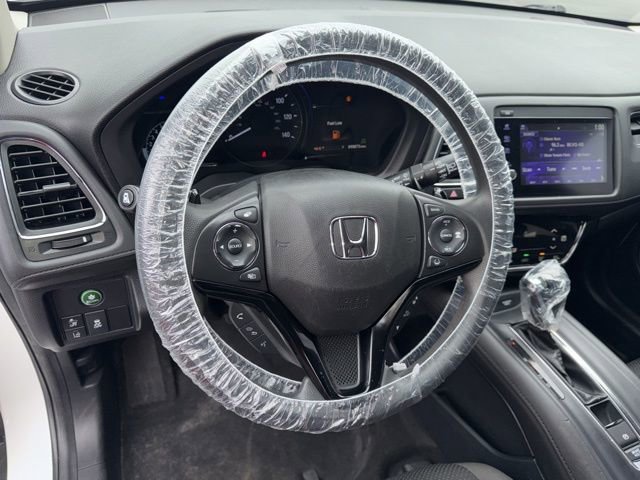 Used 2022 Honda HR-V EX image 11