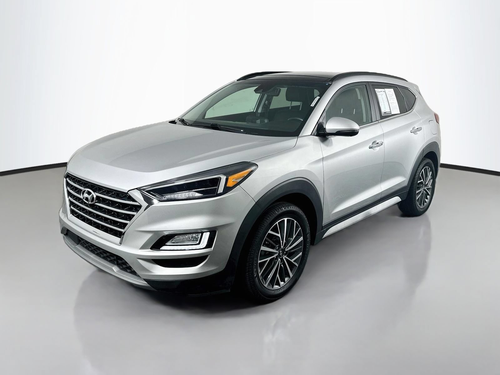 Used 2020 Hyundai Tucson Ultimate w/ Cargo Package AWD/4WD image 3