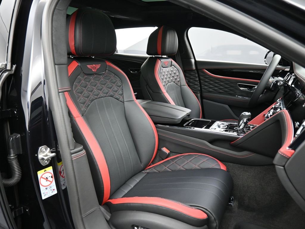 Certified 2024 Bentley Flying Spur W12 image 33