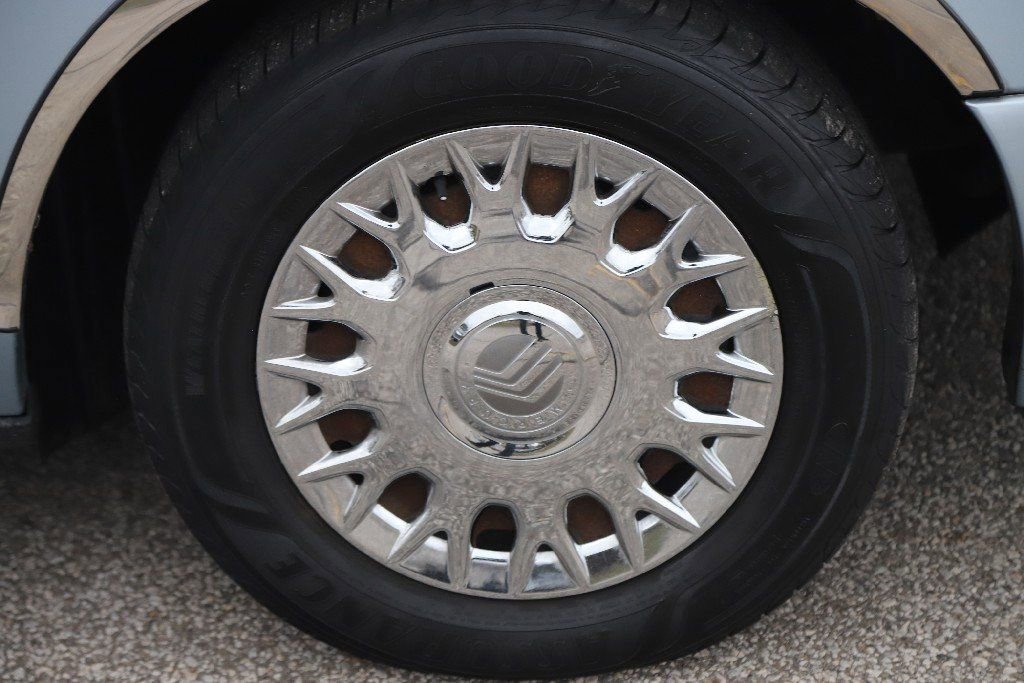 Used 2004 Mercury Grand Marquis GS image 36