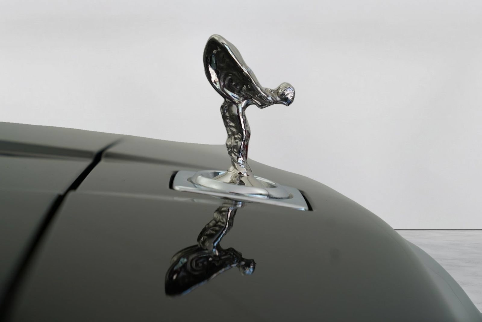 Certified 2020 Rolls-Royce Cullinan AWD/4WD image 6