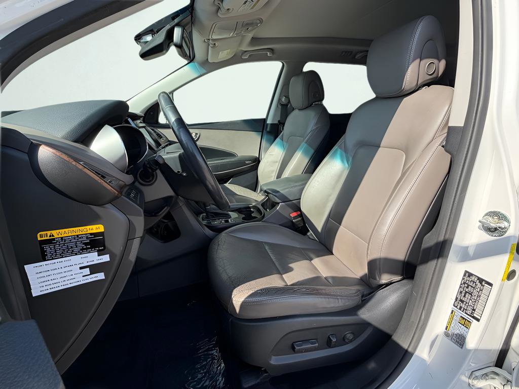 Used 2017 Hyundai Santa Fe Limited AWD/4WD image 18