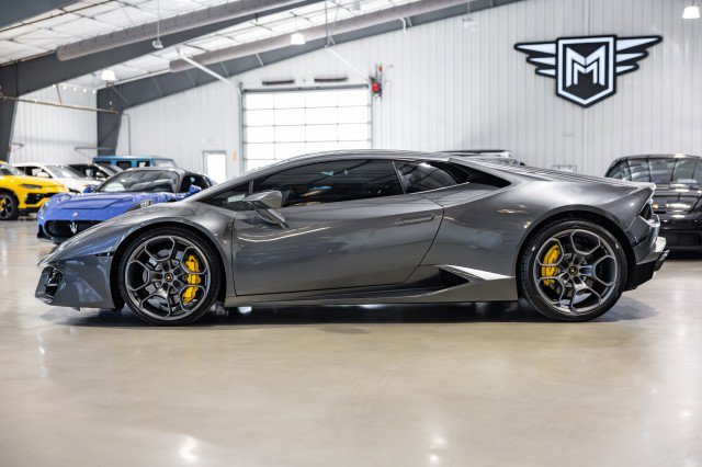 Used 2016 Lamborghini Huracan LP 580-2 image 3