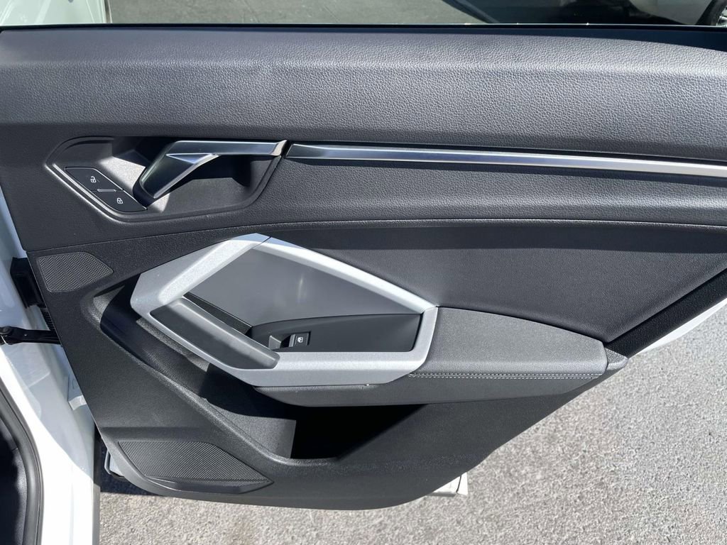 Used 2023 Audi Q3 2.0T Premium image 44