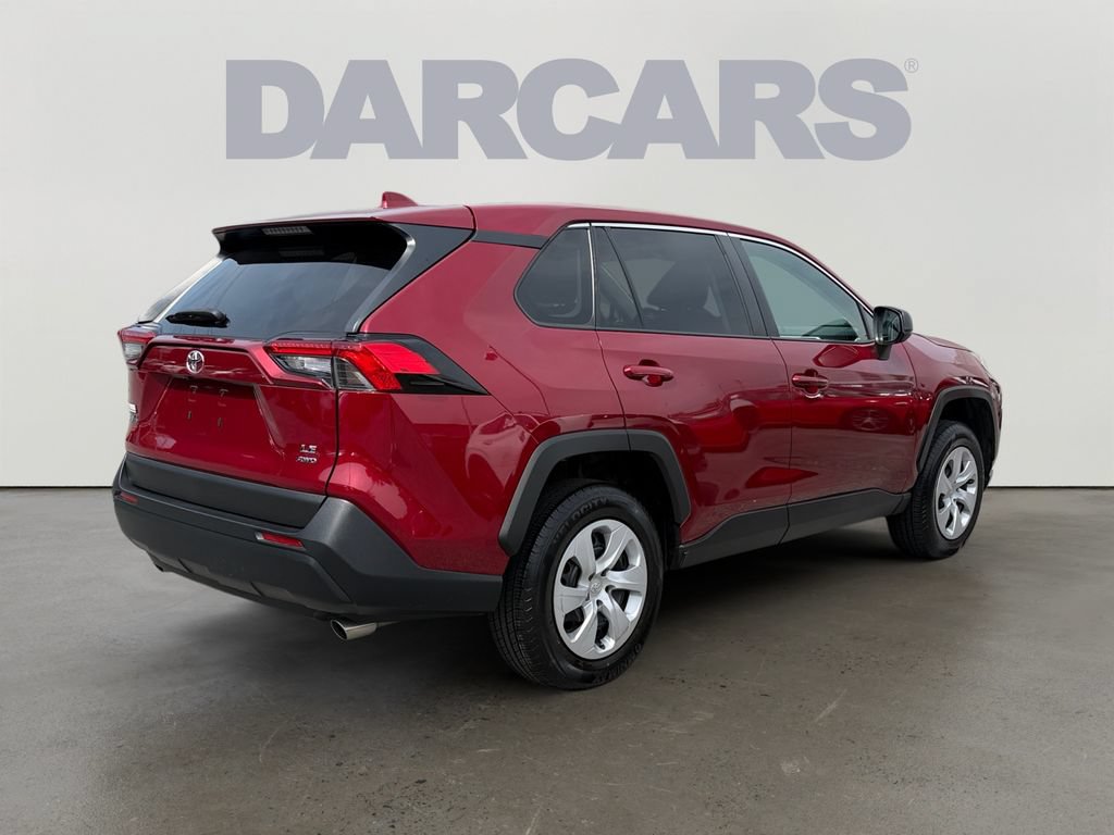 Used 2024 Toyota RAV4 LE AWD/4WD image 6
