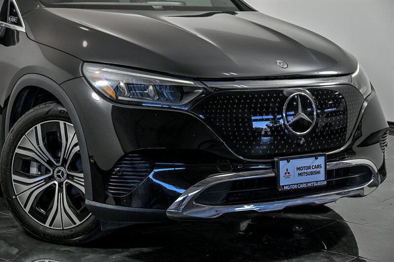 Used 2023 Mercedes-Benz EQE 350+ SUV image 2