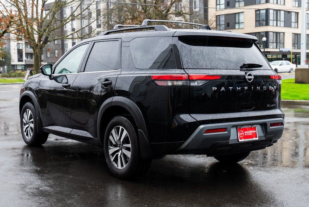 New 2026 Nissan Pathfinder SL image 4