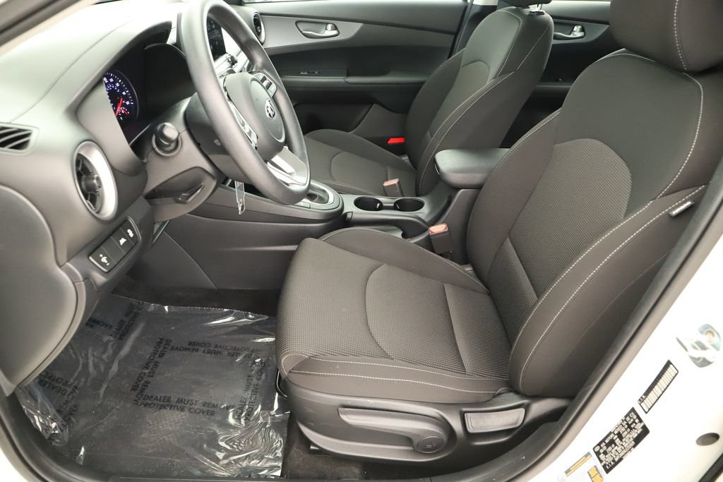 Used 2020 Kia Forte LXS FWD image 23