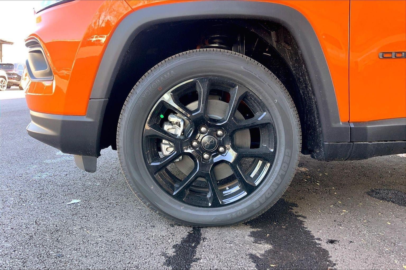New 2026 Jeep Compass Latitude AWD/4WD image 11