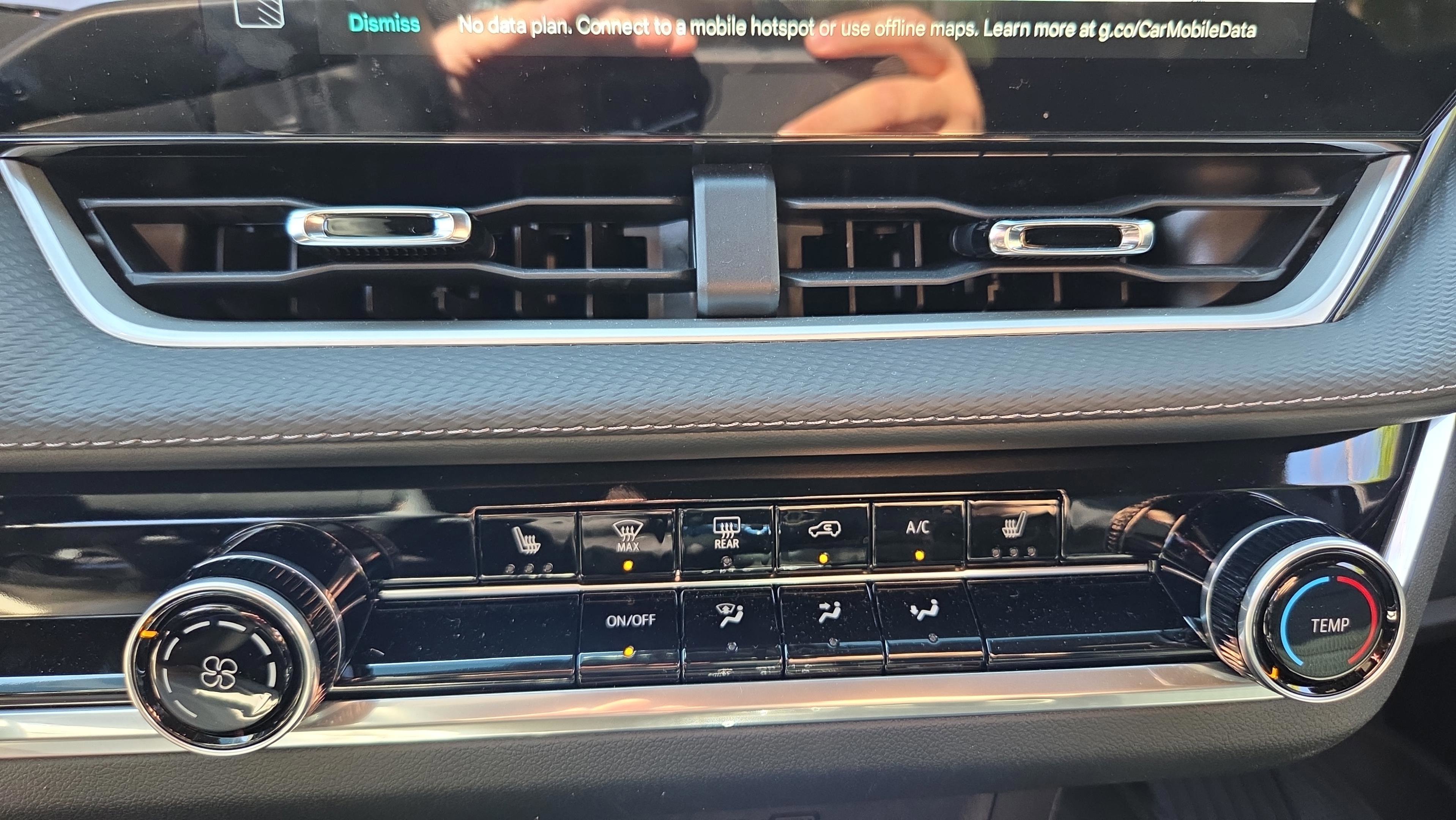 Used 2026 Chevrolet Equinox LT w/ Safety and Technology Package image 23