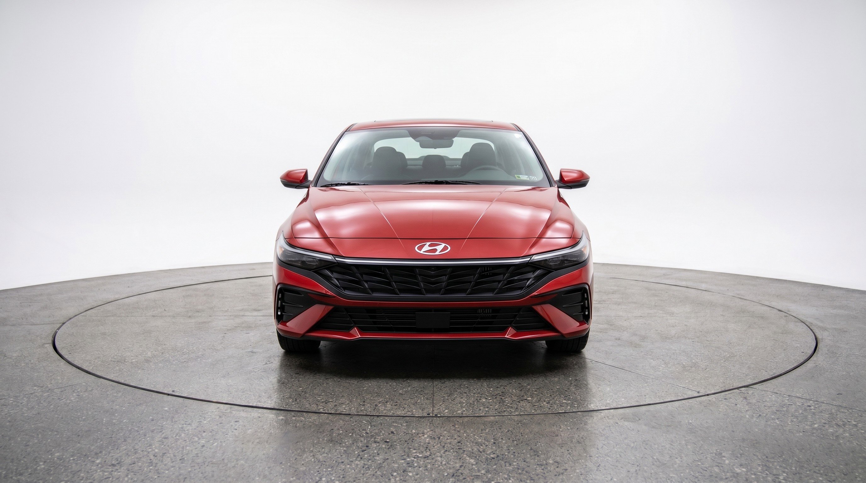 Used 2025 Hyundai Elantra SEL FWD image 2