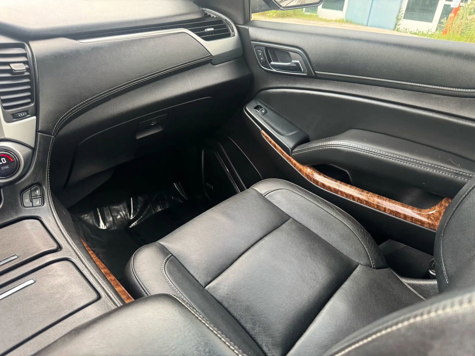 Used 2016 Chevrolet Tahoe LTZ image 13