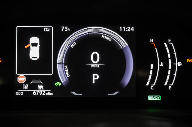 Certified 2025 Lexus UX 300h FWD w/ Accessory Package (Z2) image 14