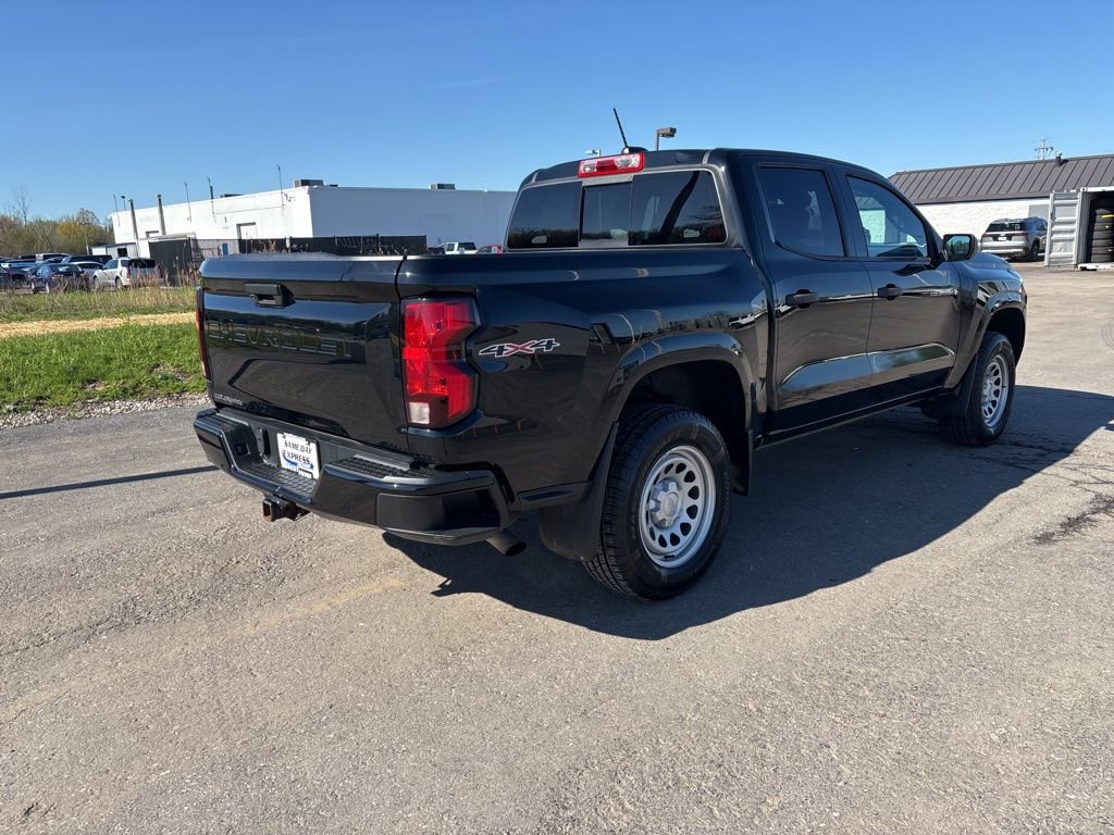 Used 2023 Chevrolet Colorado W/T w/ Advanced Trailering Package AWD/4WD image 7