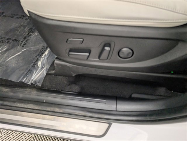 Used 2022 Kia Telluride SX w/ SX Prestige Package image 12