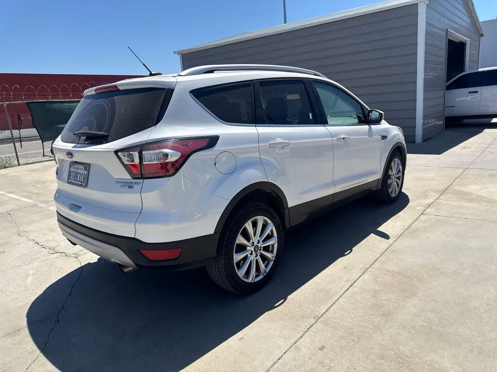 Used 2017 Ford Escape Titanium w/ Canadian Touring Package AWD/4WD image 5