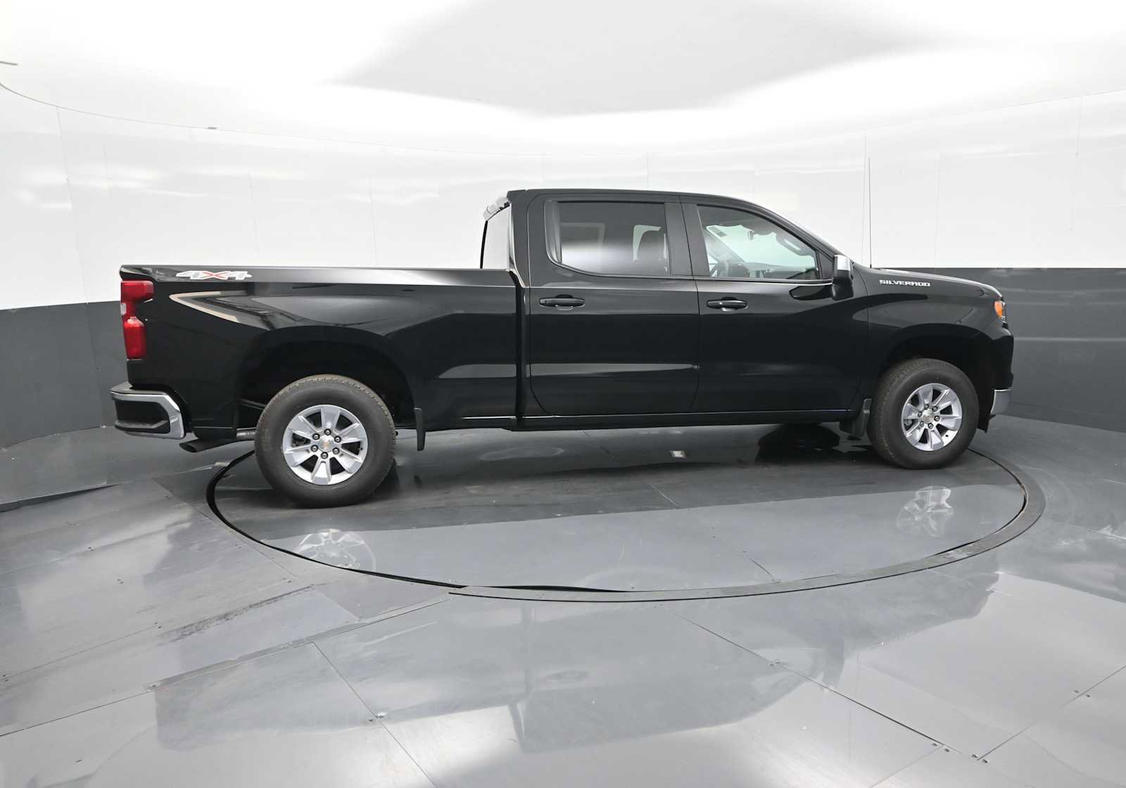 New 2026 Chevrolet Silverado 1500 LT w/ Protection Package image 9