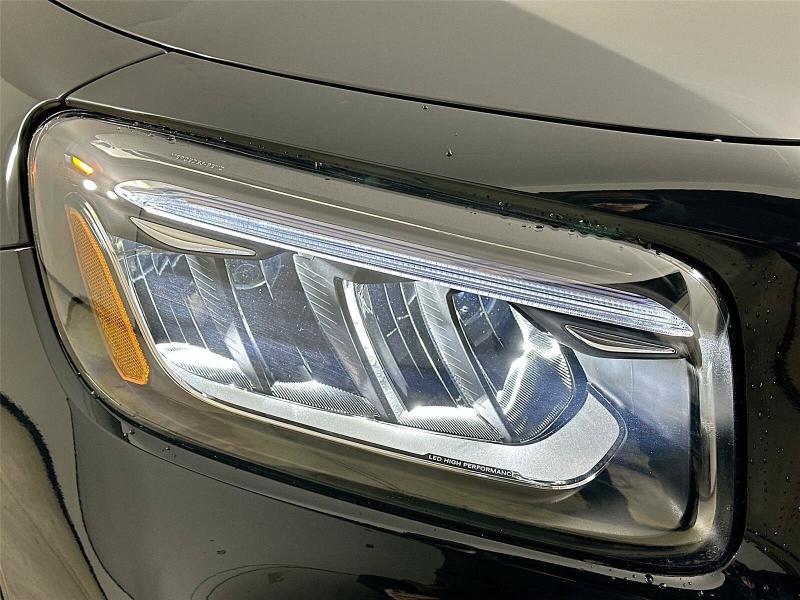 Used 2026 Mercedes-Benz GLB 250 4MATIC image 40