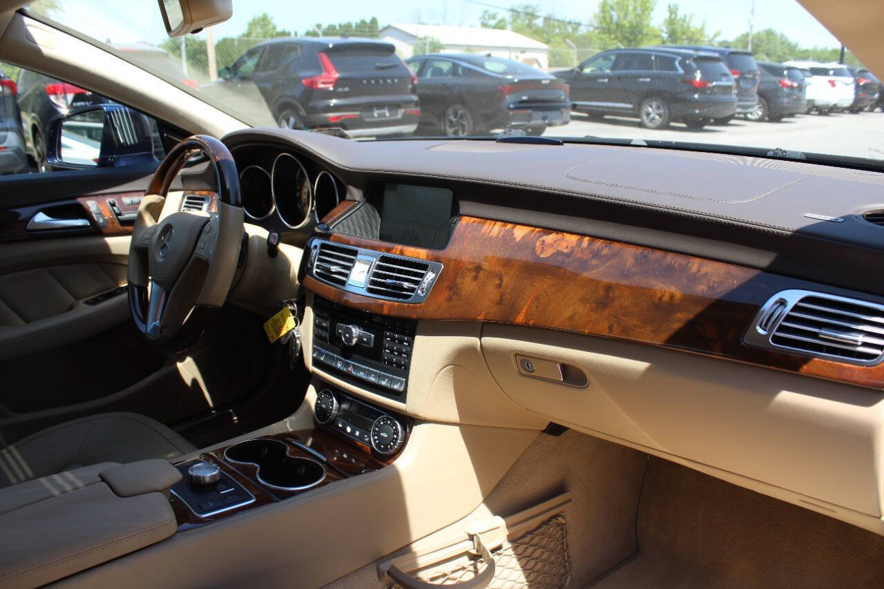 Used 2014 Mercedes-Benz CLS 550 4MATIC image 18