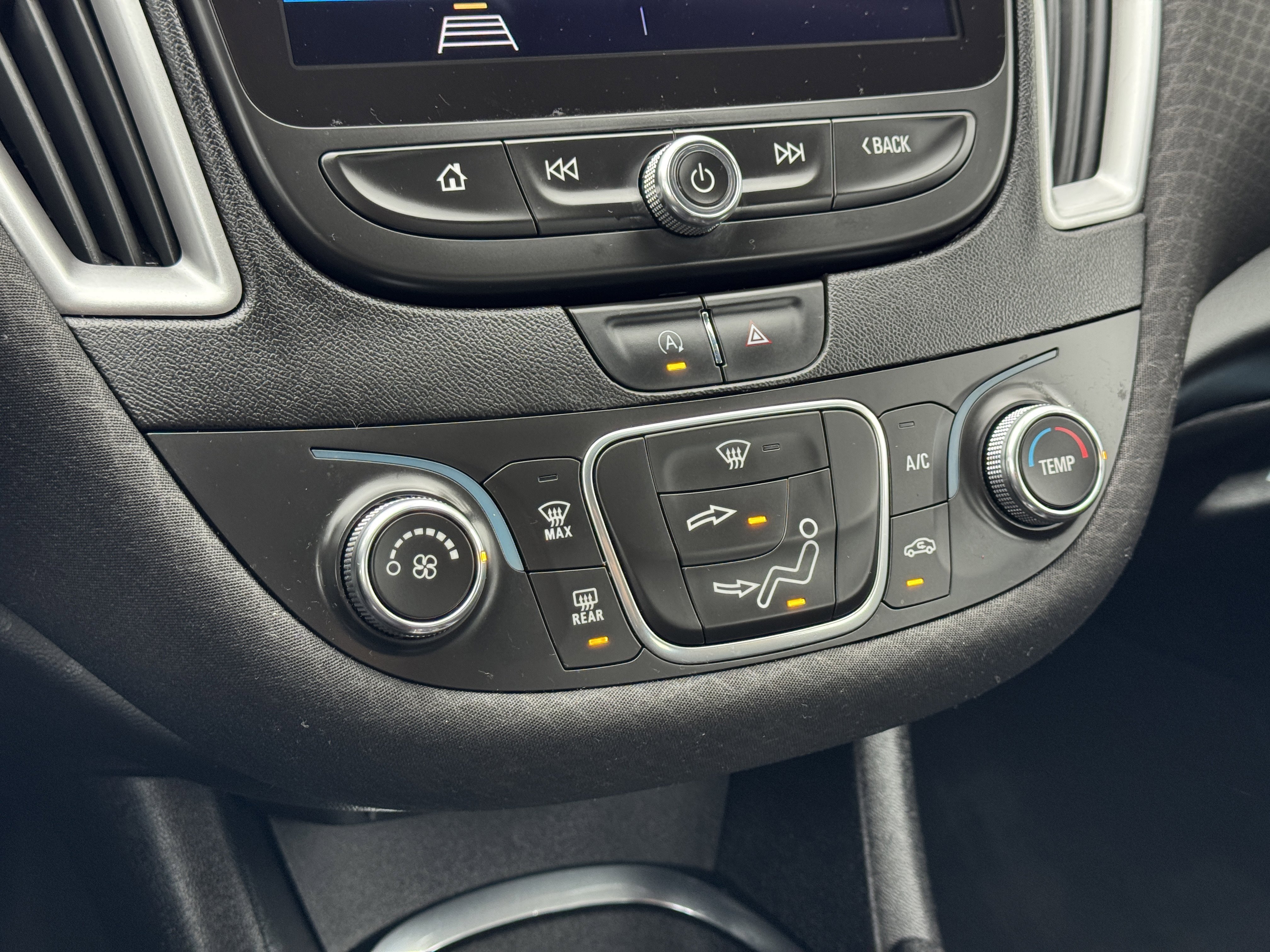 Certified 2020 Chevrolet Malibu LS w/ Driver Confidence Package image 27