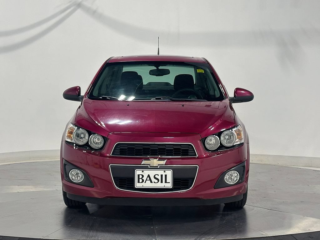 Used 2014 Chevrolet Sonic LT w/ LT Promotional Package FWD image 9