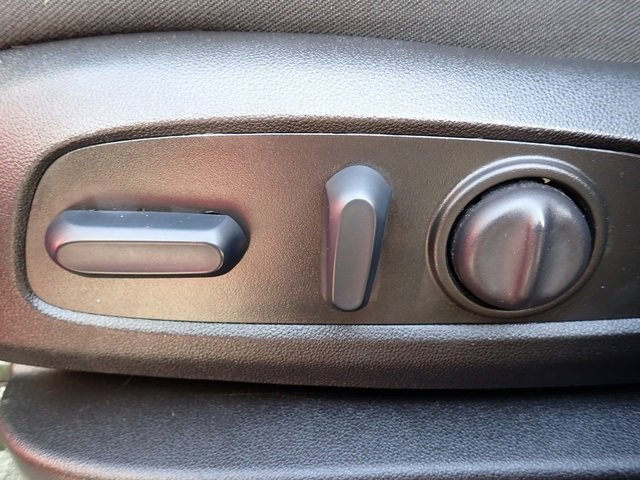 Used 2023 Chevrolet Equinox LT image 22