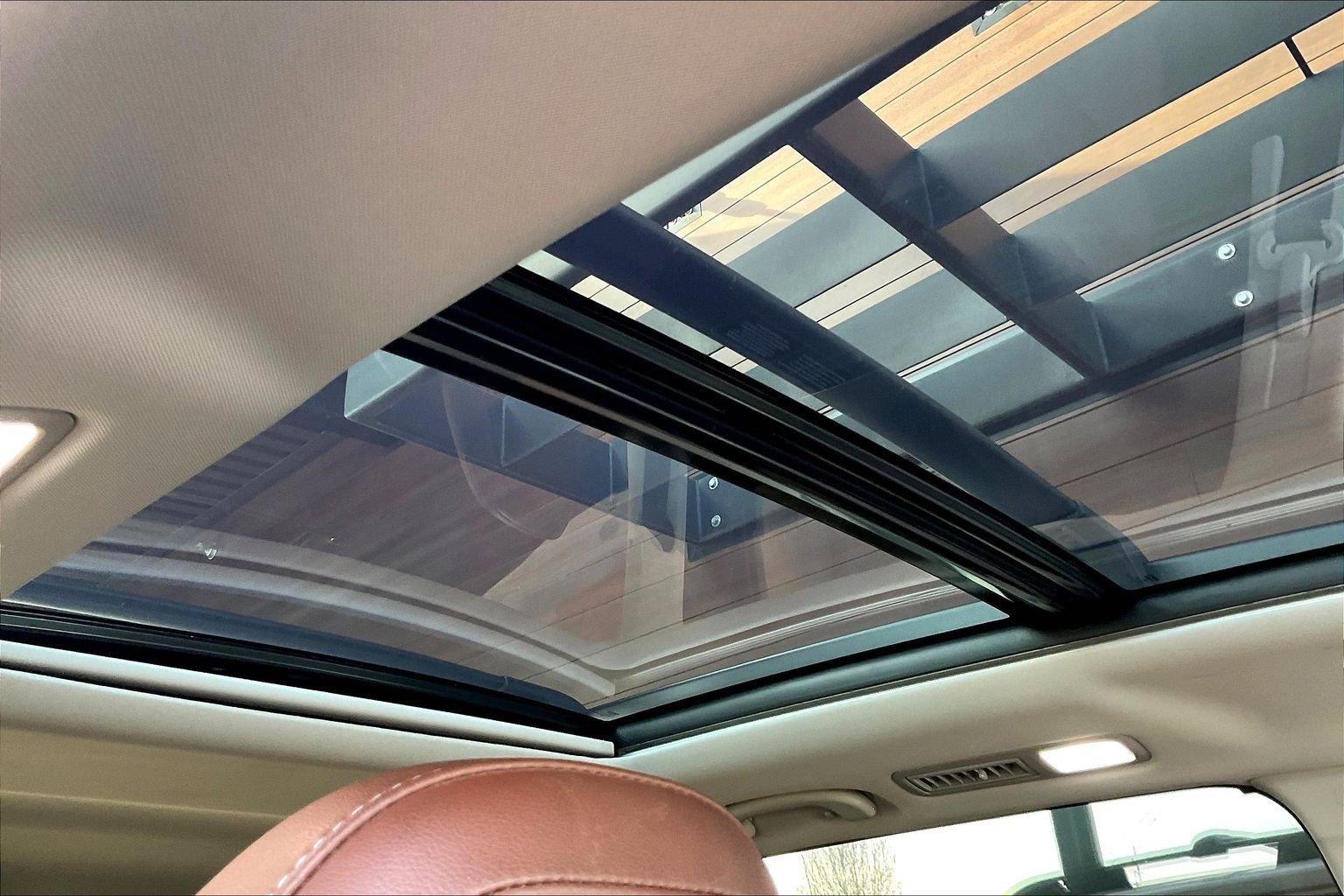 Used 2020 Subaru Ascent Touring w/ Popular Package #3 image 21