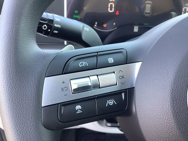 New 2026 Hyundai Tucson Blue SE image 30