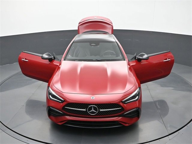 Used 2024 Mercedes-Benz CLE 300 4MATIC Coupe image 27