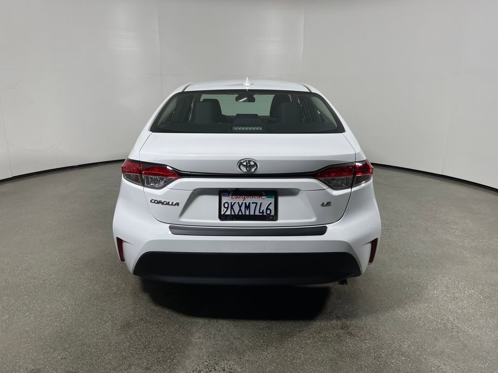 Certified 2024 Toyota Corolla LE FWD image 4