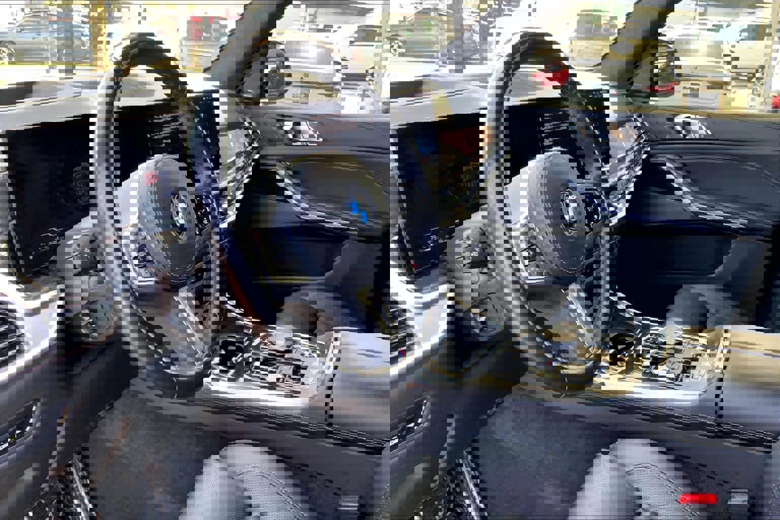 Used 2024 BMW X7 xDrive40i w/ M Sport Package image 17