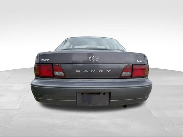 Used 1996 Toyota Camry LE FWD image 14