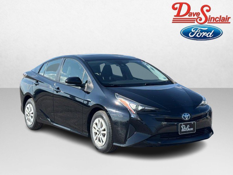 Used 2017 Toyota Prius Two w/ Carpet Mat Package image 4