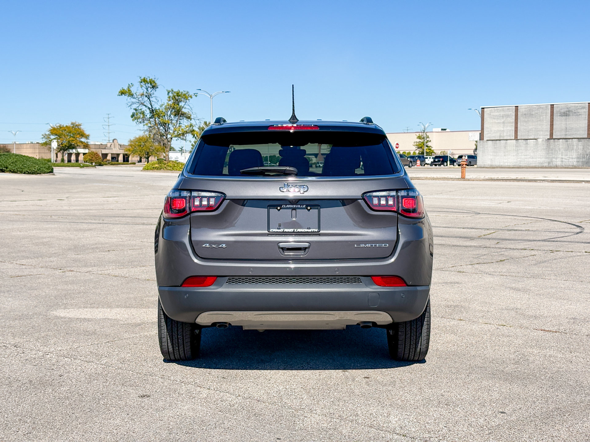 Used 2024 Jeep Compass Limited AWD/4WD image 7