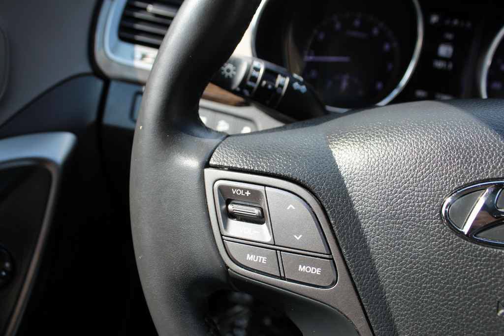 Used 2017 Hyundai Santa Fe Sport AWD/4WD image 17