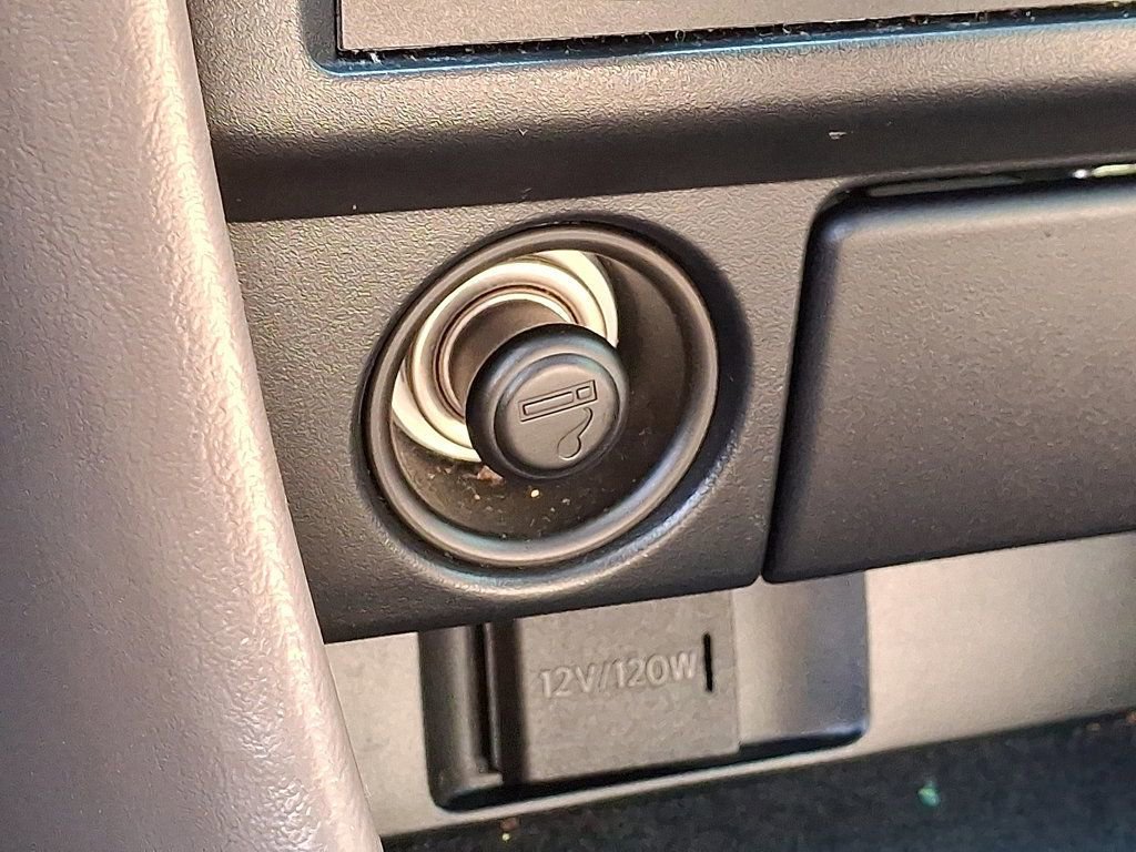 Used 1998 Toyota Camry LE FWD image 23