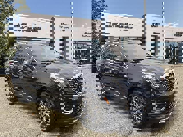 Used 2023 Cadillac XT5 Premium Luxury image 1