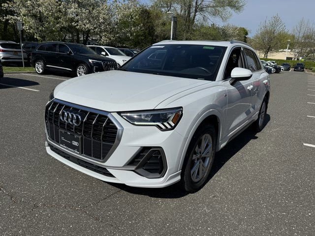 Certified 2023 Audi Q3 2.0T Premium w/ Convenience Package AWD/4WD image 8