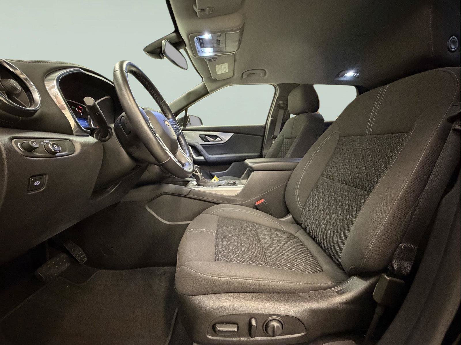 Used 2019 Chevrolet Blazer LT AWD/4WD image 24