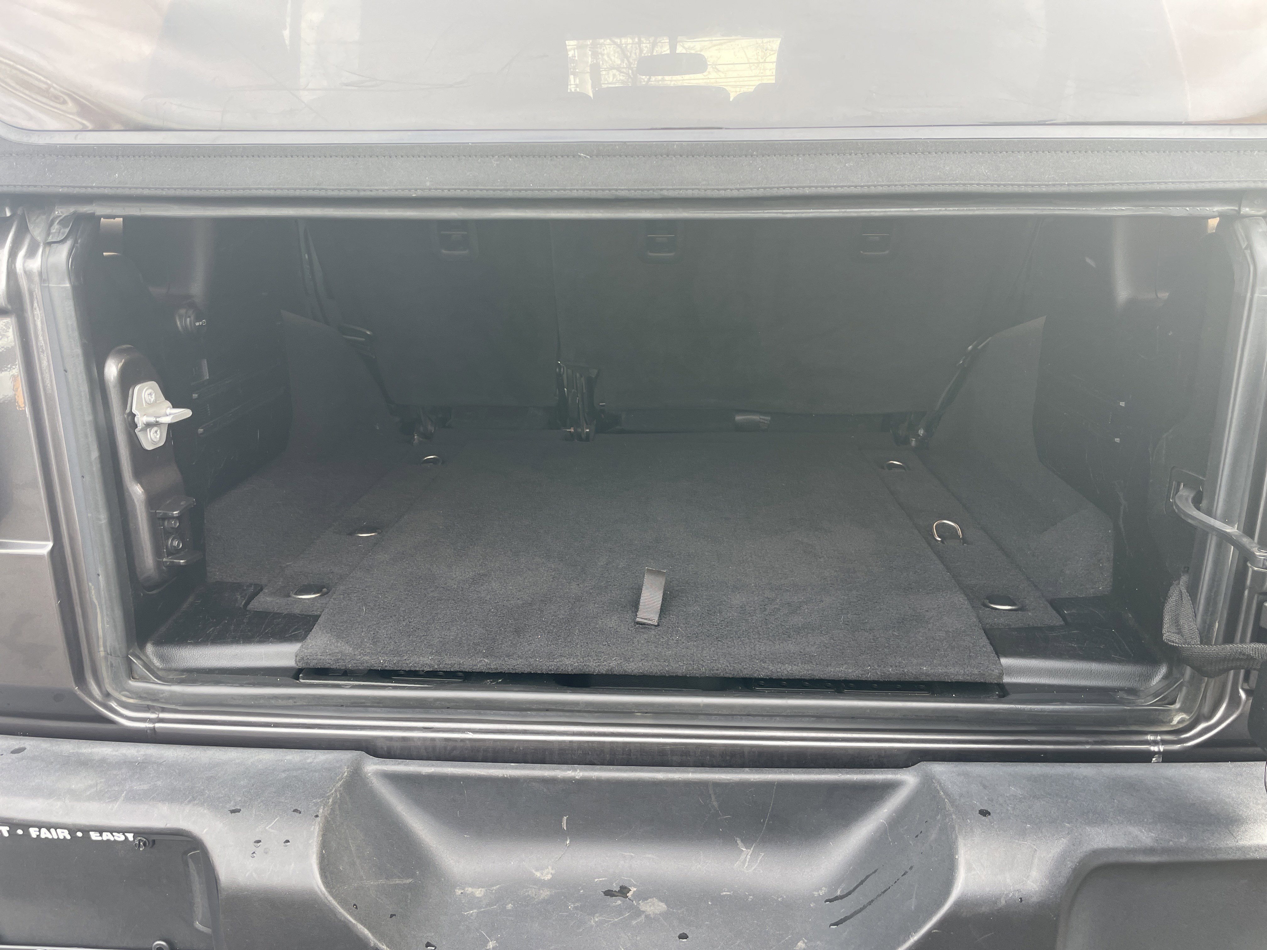 Used 2018 Jeep Wrangler Unlimited Sport S image 24