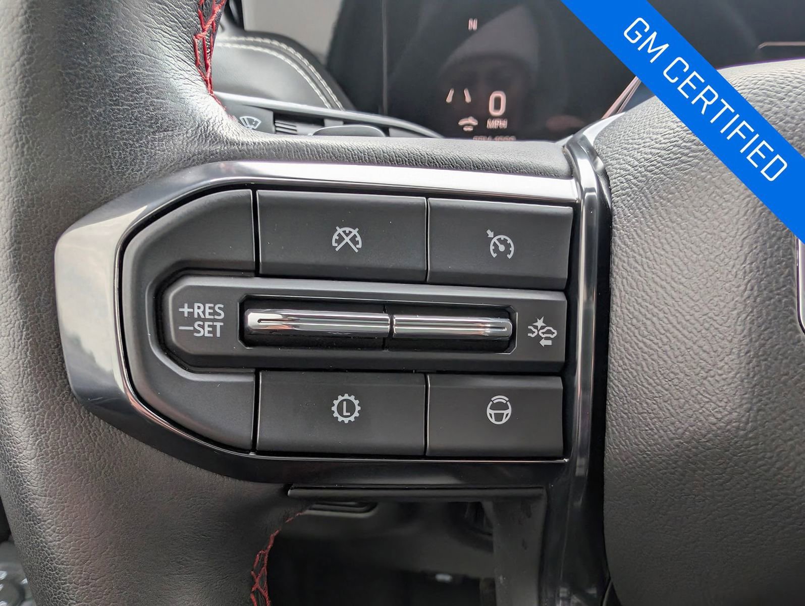 Used 2025 GMC Yukon AT4 Ultimate w/ LPO, Floor Liner Package image 18