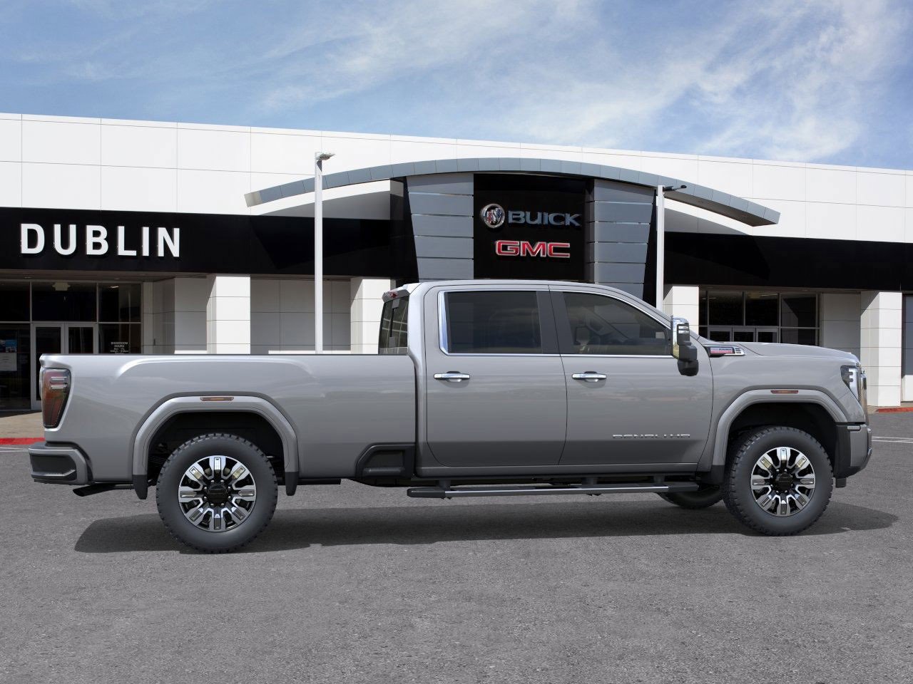 New 2026 GMC Sierra 3500 Denali w/ Denali Reserve Package image 3