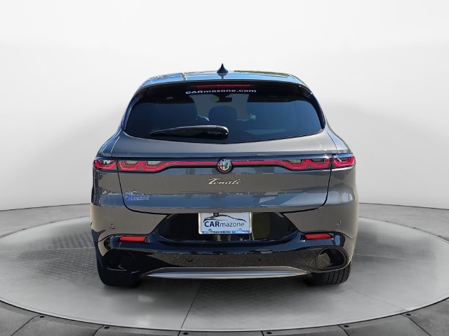 Used 2024 Alfa Romeo Tonale Ti w/ Premium Interior Package AWD/4WD image 4