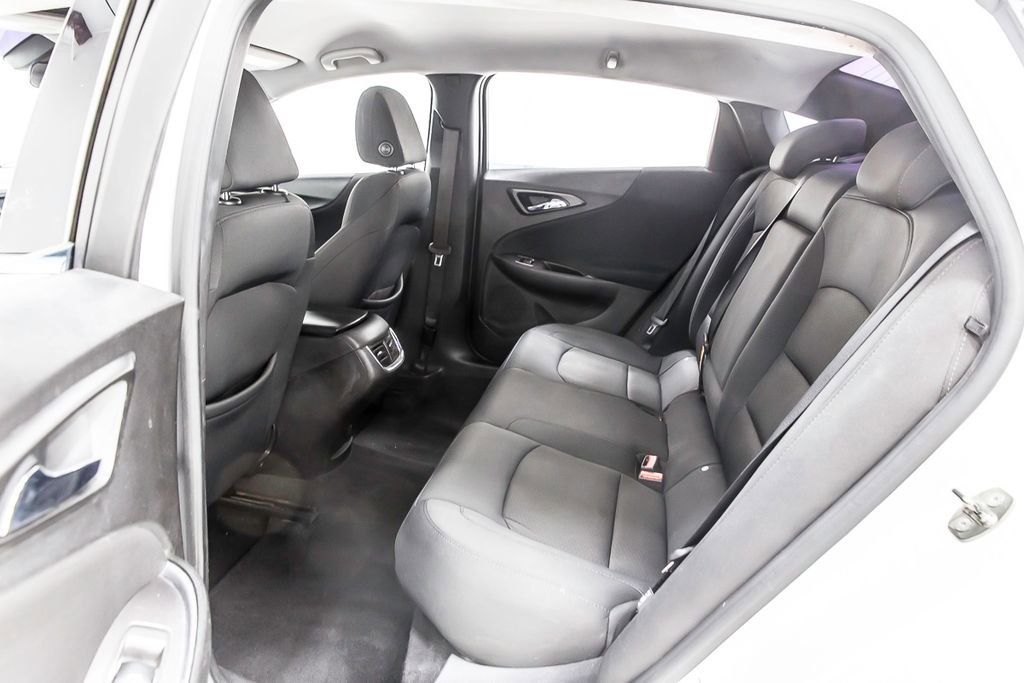 Used 2016 Chevrolet Malibu LT image 25